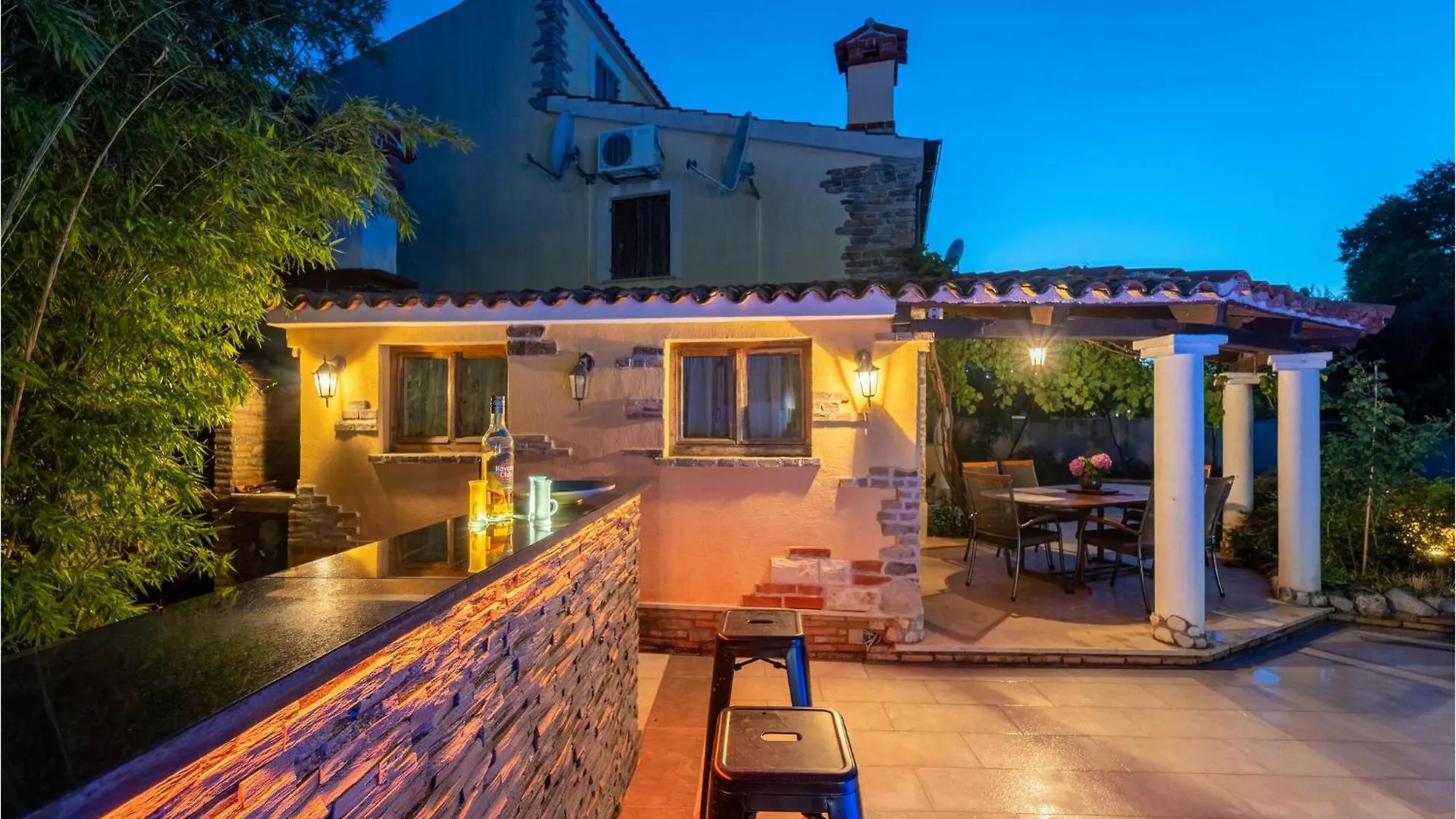 Lovely Home In Veliki Vareski With Kitchen 0*,  Croazia